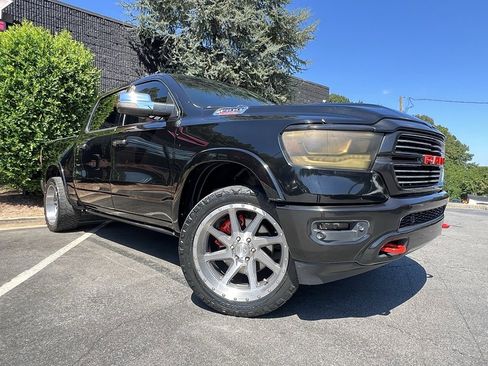 Used 2019 RAM 1500 Laramie image 8