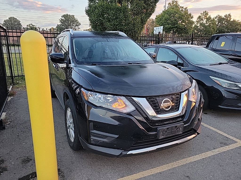 Used 2017 Nissan Rogue SV AWD/4WD image 3