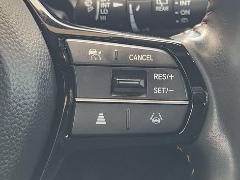 Certified 2025 Honda HR-V Sport image 27