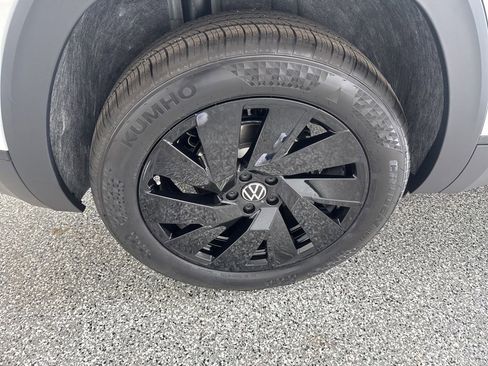 New 2026 Volkswagen Atlas SEL Premium R-Line AWD/4WD image 12
