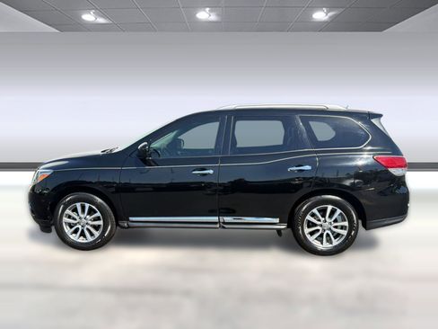 Used 2014 Nissan Pathfinder SL w/ SL Premium Package image 2
