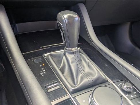 Used 2019 MAZDA MAZDA3 Sedan w/ Preferred Package image 11