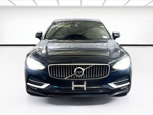 Used 2017 Volvo S90 T6 Inscription w/ Vision Package image 2