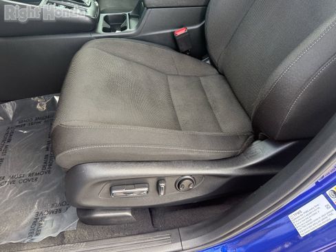 Used 2023 Honda CR-V EX image 13