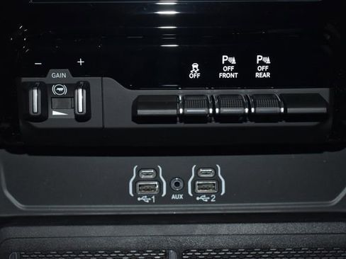 New 2026 RAM 1500 Laramie w/ Laramie Preferred Package image 19