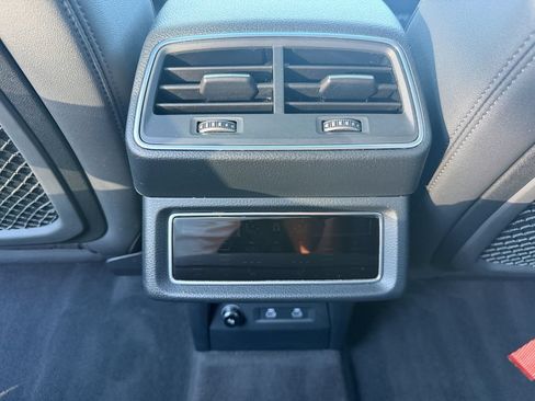 Used 2024 Audi Q8 e-tron Premium Plus w/ Premium Plus Package AWD/4WD image 24