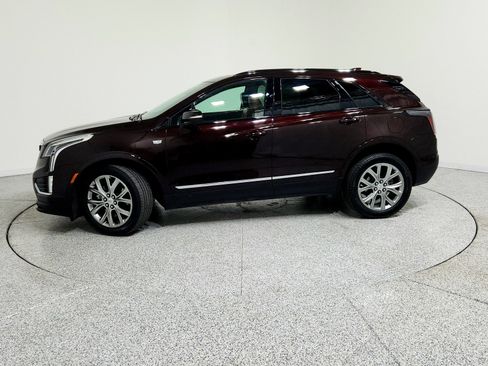 Used 2021 Cadillac XT5 Sportv image 2