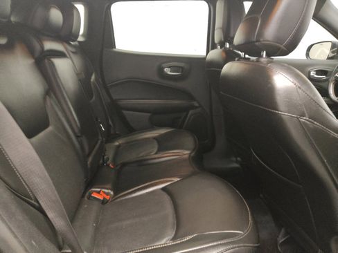 Used 2021 Jeep Compass Latitude image 19