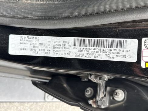 Used 2019 RAM 1500 Big Horn AWD/4WD image 16
