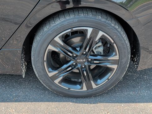 Used 2023 Kia K5 GT-Line AWD/4WD image 5