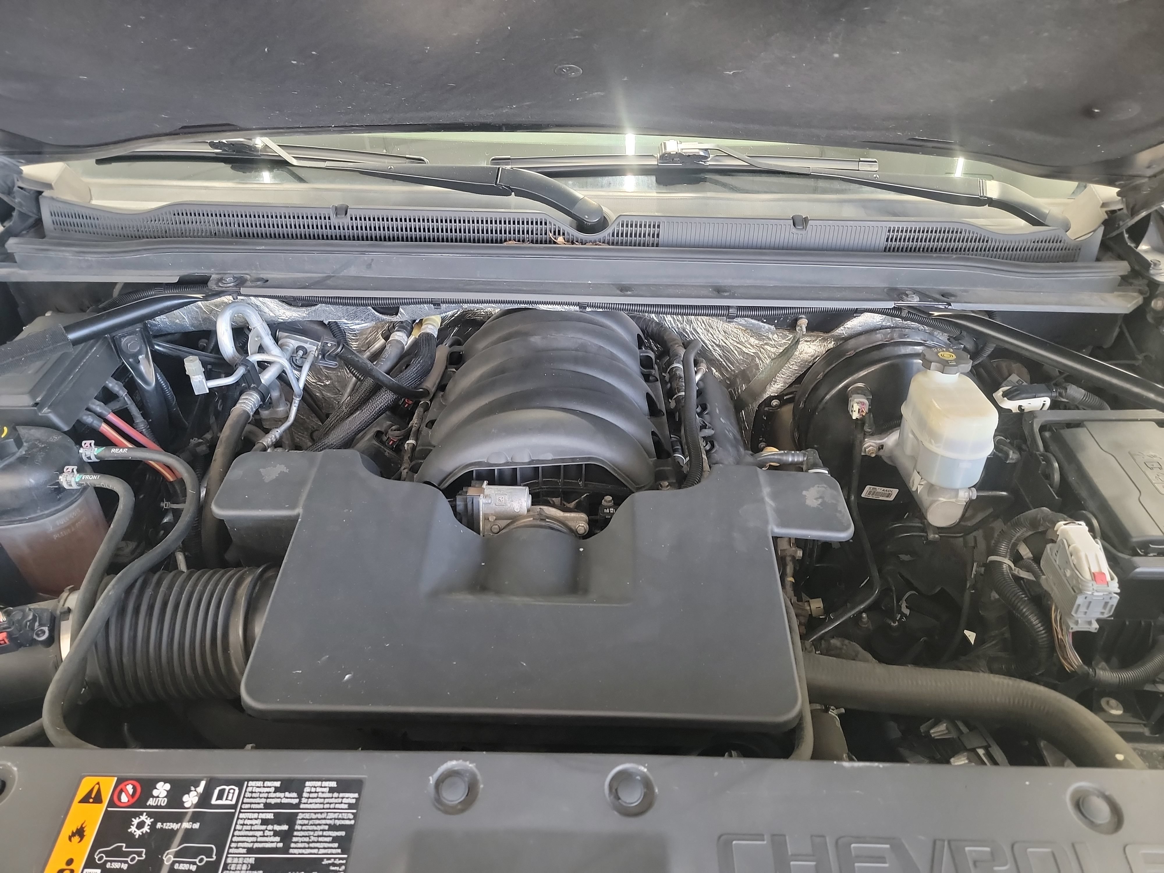 Used 2018 Chevrolet Suburban Premier AWD/4WD image 24