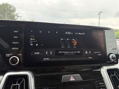 Used 2022 Kia Sorento SX AWD/4WD image 6