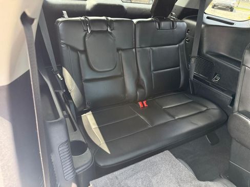 Used 2022 Ford Explorer XLT w/ Equipment Group 202A AWD/4WD image 11
