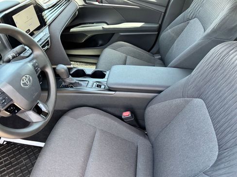 Used 2026 Toyota Camry LE FWD image 16