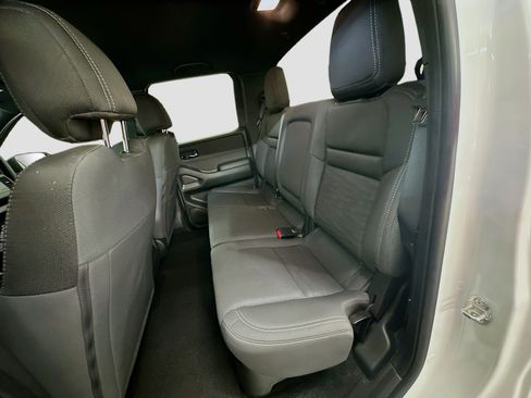 Used 2023 Nissan Frontier SV AWD/4WD image 28