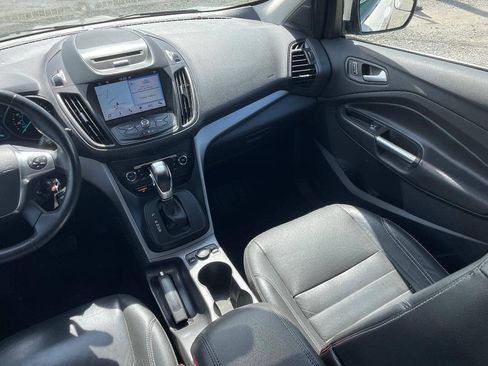 Used 2016 Ford Escape SE w/ SE Leather Comfort Package AWD/4WD image 15