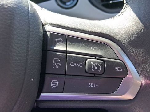 Used 2025 Jeep Compass Limited AWD/4WD image 25