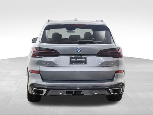 New 2026 BMW X5 xDrive50e w/ M Sport Package image 4
