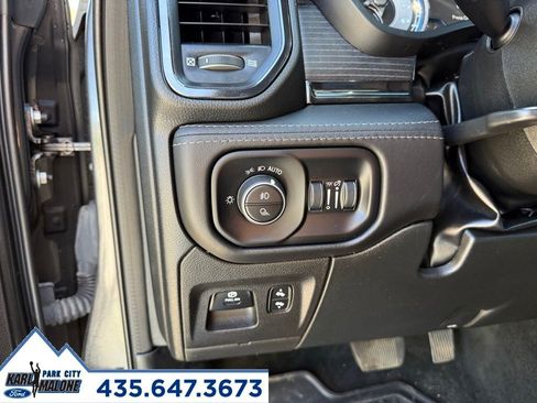 Used 2022 RAM 1500 Limited AWD/4WD image 18