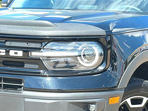 Used 2023 Ford Bronco Sport Outer Banks w/ Tech Package AWD/4WD image 4