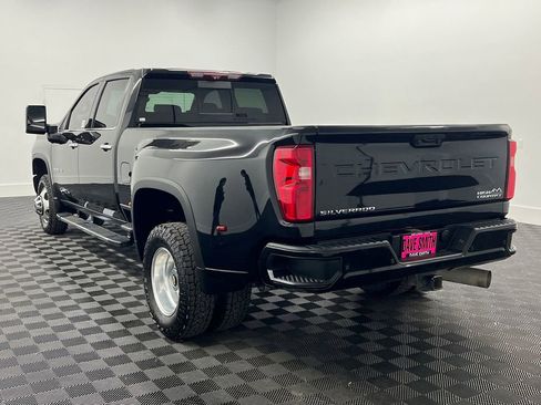 Used 2021 Chevrolet Silverado 3500 High Country w/ Technology Package image 3