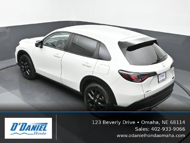 Used 2025 Honda HR-V Sport image 15