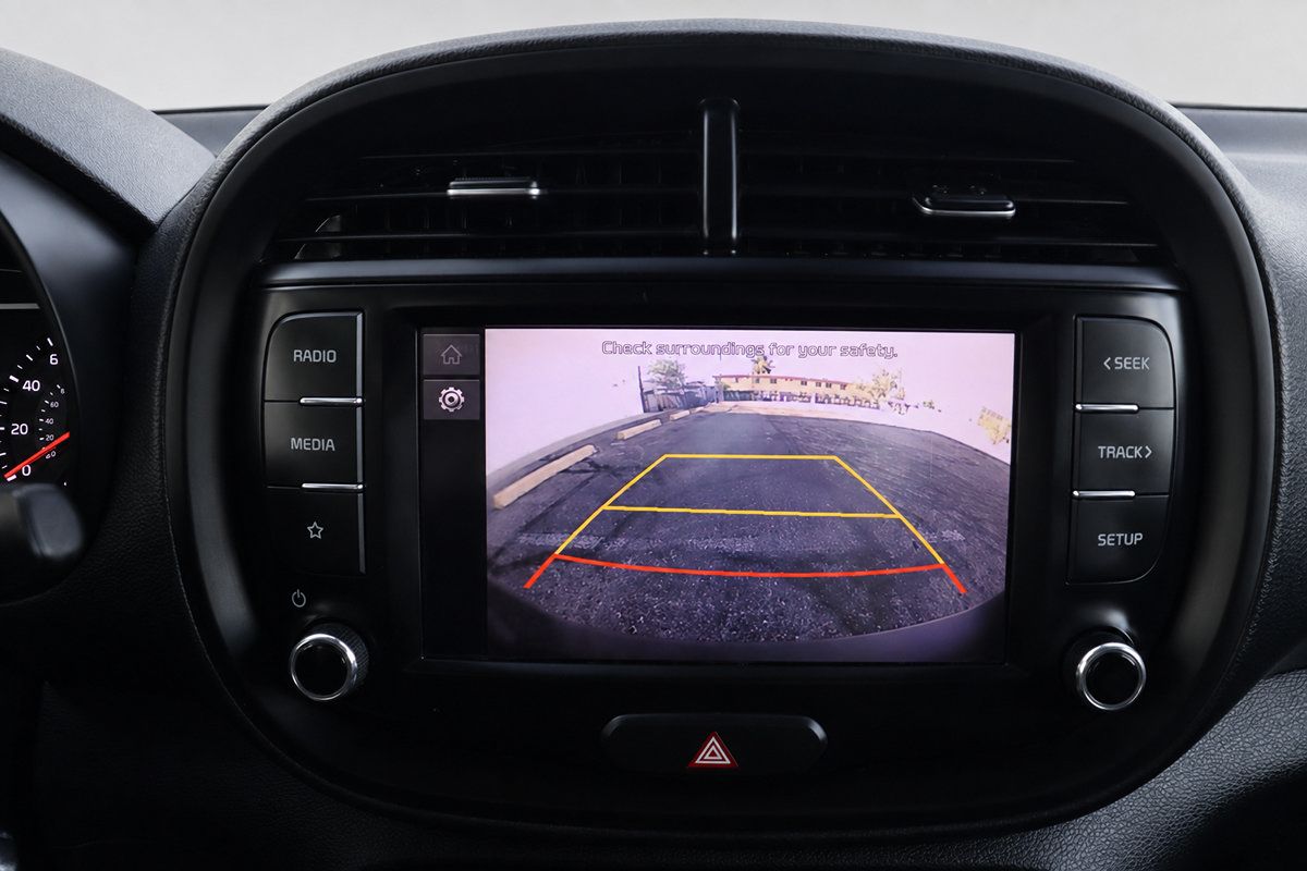 Used 2022 Kia Soul LX w/ Technology Package FWD image 35