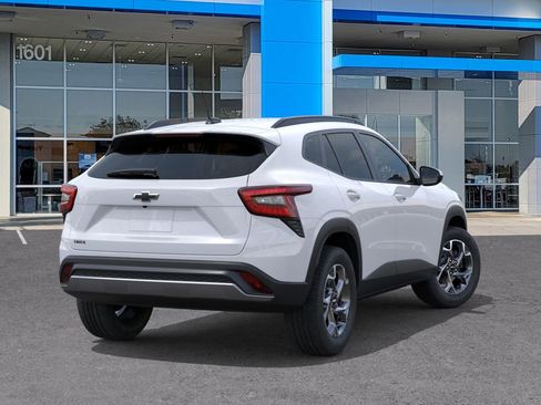New 2026 Chevrolet Trax LT w/ LPO, Blackout Package image 4