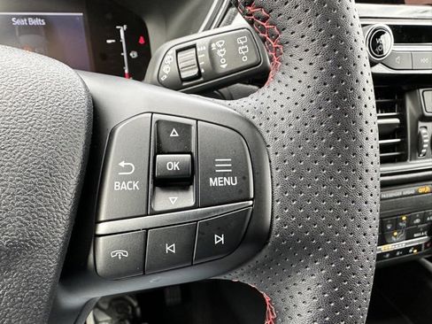 Used 2025 Ford Escape ST-Line Select image 22