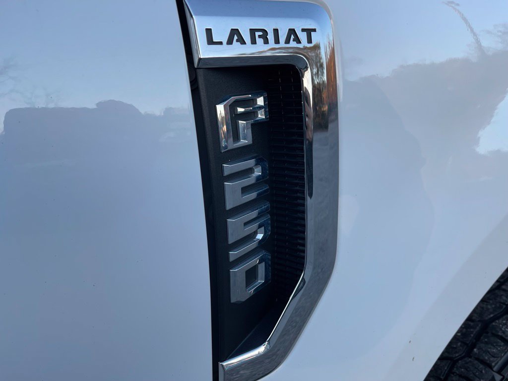 Used 2019 Ford F250 Lariat w/ Lariat Value Package AWD/4WD image 12