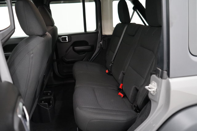 Used 2021 Jeep Wrangler Unlimited Sport AWD/4WD image 34