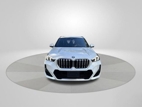Used 2025 BMW X1 xDrive28i image 2