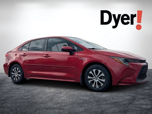 Used 2021 Toyota Corolla LE FWD image 1