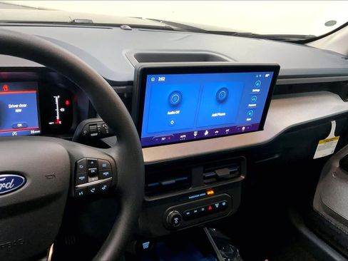 New 2026 Ford Maverick XLT image 5