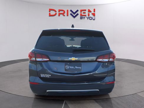 Used 2023 Chevrolet Equinox LT image 4
