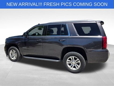 Used 2018 Chevrolet Tahoe LT w/ Luxury Package AWD/4WD image 4