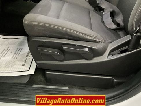 Used 2017 GMC Sierra 1500 SLE image 17