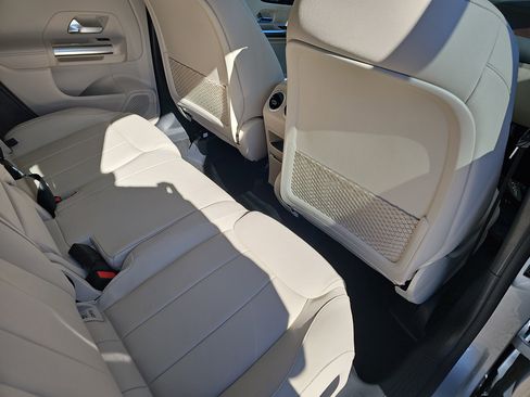New 2026 Mercedes-Benz GLA 250 image 11