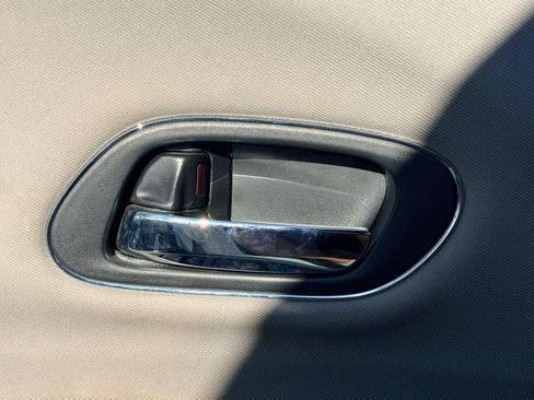 Certified 2018 Honda HR-V EX image 10