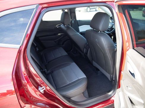 Certified 2024 Chevrolet Trax LT image 21