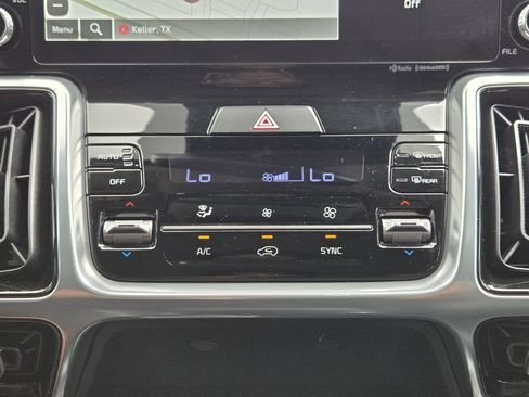 Certified 2023 Kia Sorento SX FWD image 21