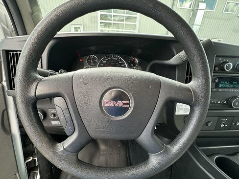 Used 2021 GMC Savana 3500 Extended w/ Power Convenience Package RWD image 32