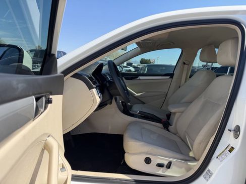 Used 2018 Volkswagen Passat 2.0T S image 16