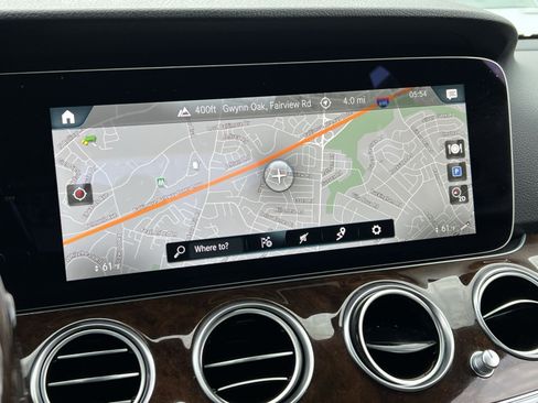 Certified 2023 Mercedes-Benz E 350 4MATIC Sedan w/ Premium Package image 18