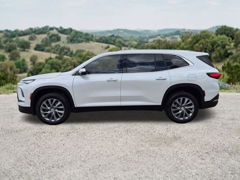 Used 2025 Buick Enclave Preferred w/ Super Cruise Package FWD image 5