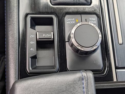 Used 2026 Toyota Tundra Platinum AWD/4WD image 17