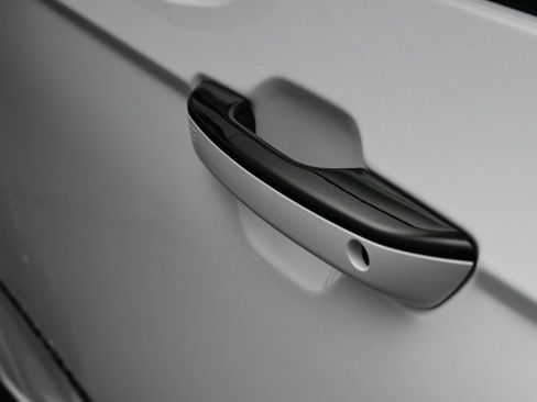 Used 2025 Jeep Grand Cherokee L Summit image 21