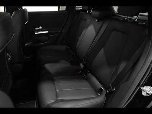 Used 2023 Mercedes-Benz GLA 250 w/ Premium Package image 20