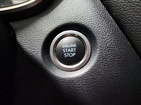 Used 2019 Toyota Corolla SE image 31