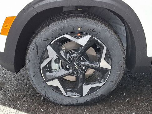 New 2026 Kia Seltos S AWD/4WD image 4